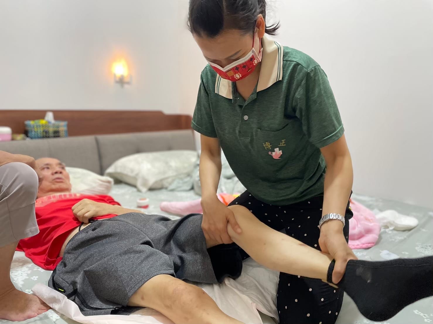 你家長輩適合「居家照護」還是其他服務？