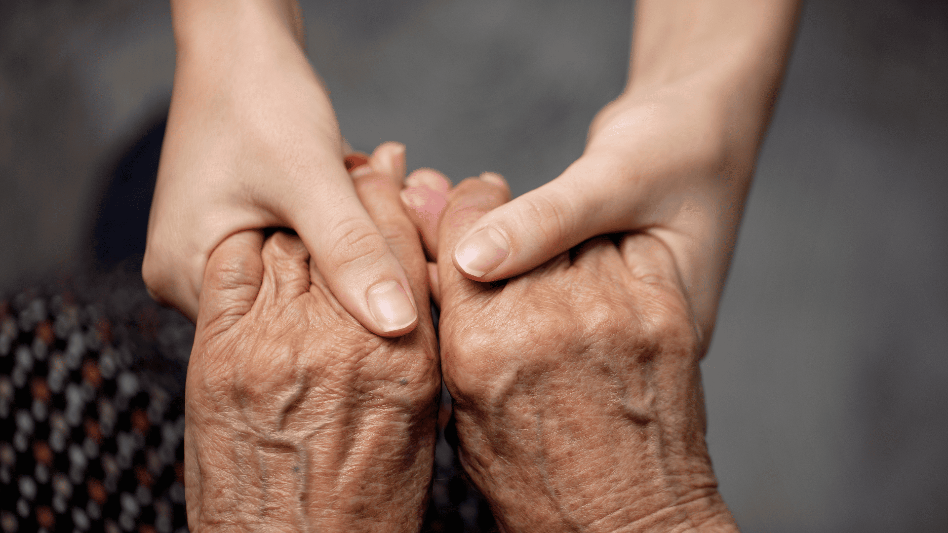 找到最適合的照顧方式，減輕家屬壓力