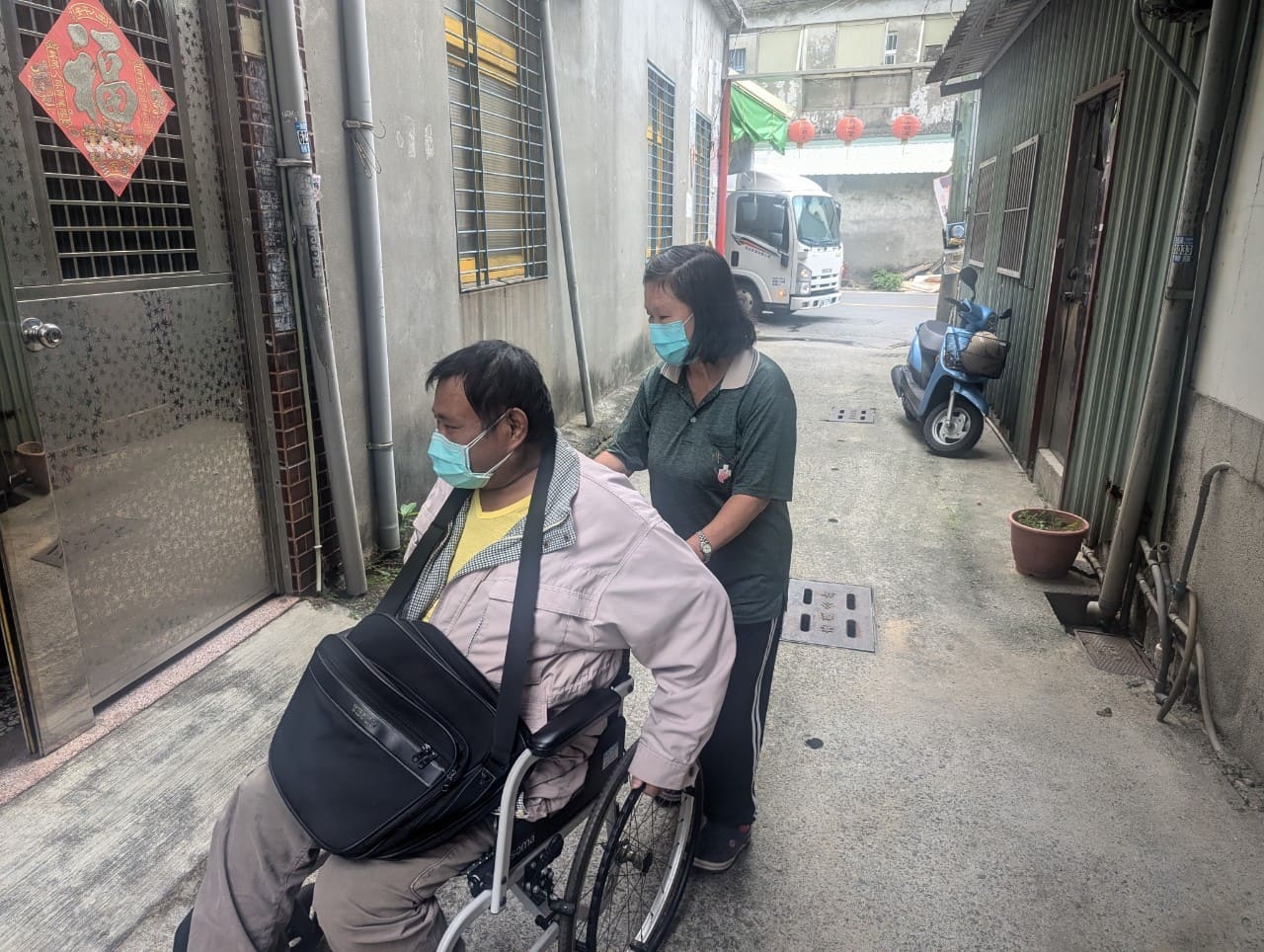 依據政府長照給付規範,不同照顧等級享有不同的「年度喘息額度」與「時數」。