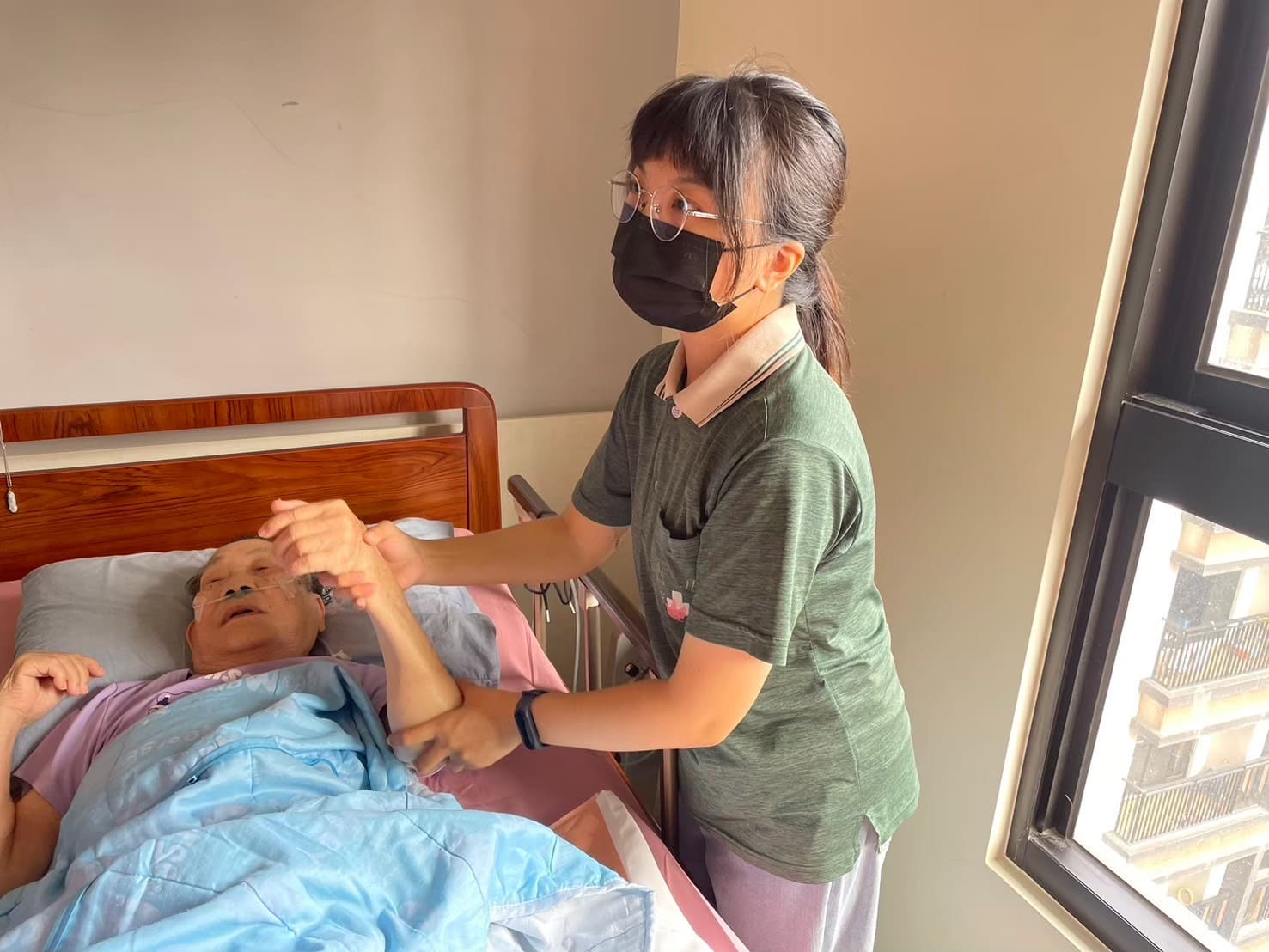 居服真實案例分享:當家屬喘口氣,照顧品質更好