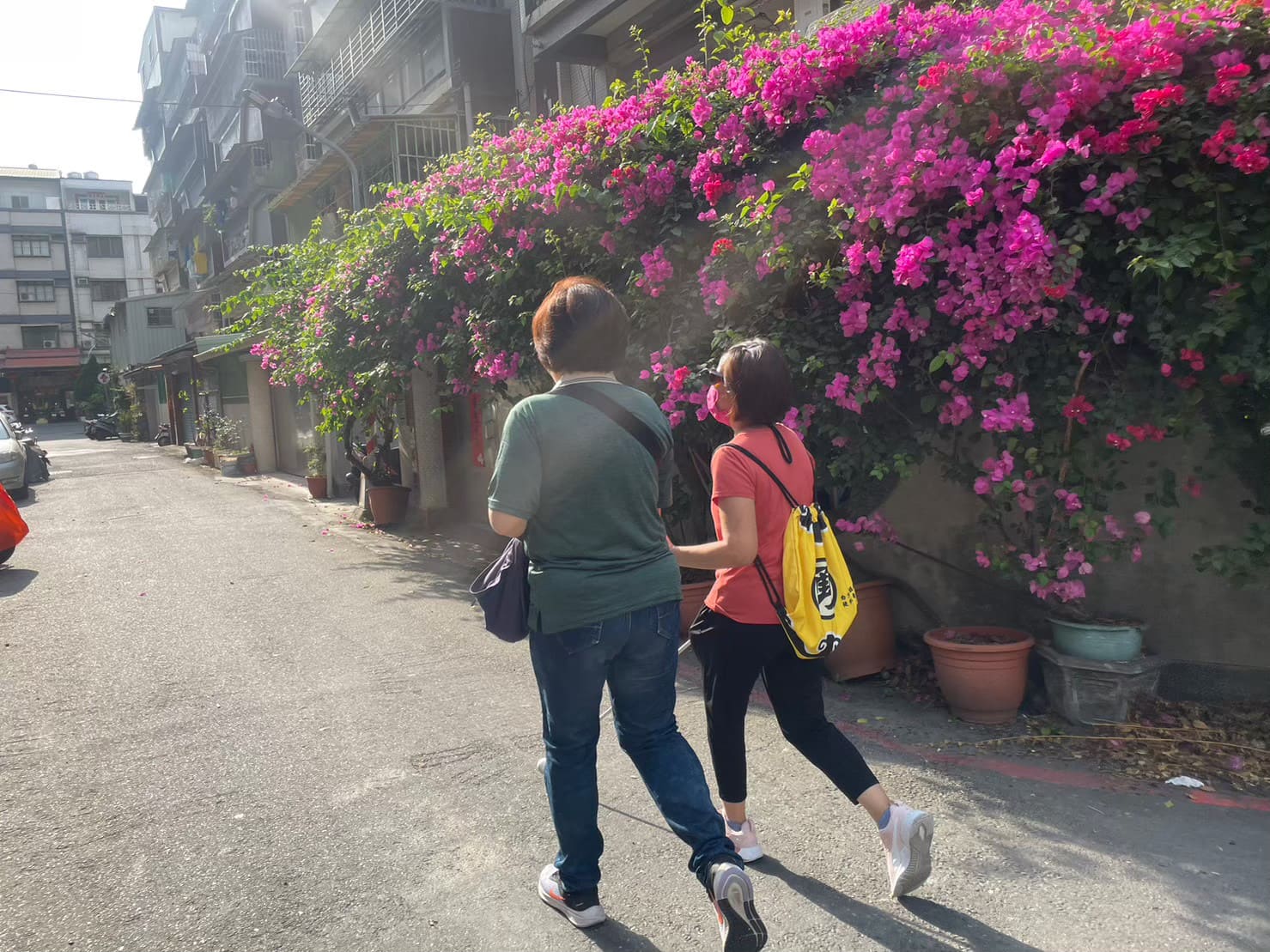 如何成為居家照顧服務員？資格與課程懶人包