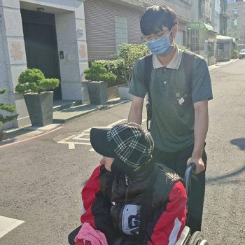【2026最新版】居家照顧服務員薪水、資格與工作內容全解析：做愛心也能賺錢！